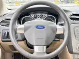 Фото 13 - Ford Focus