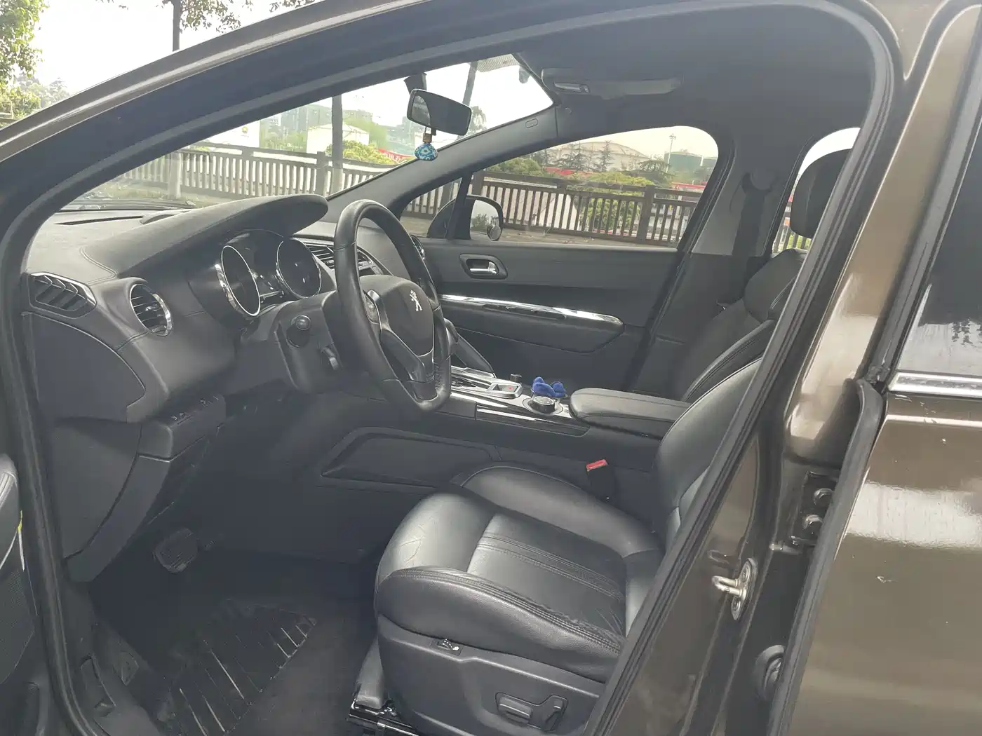 Peugeot 3008 2013 1.6THP Automatic Trend Edition фото 4