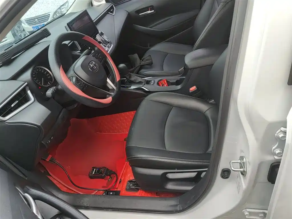 Toyota Corolla 2021 1.2T S-CVT Elite PLUS Edition фото 15