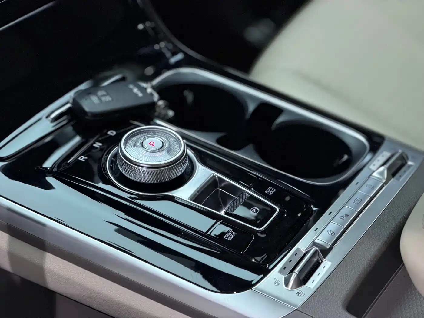 Kia Carnival 2021 2.0T Flagship Edition фото 16