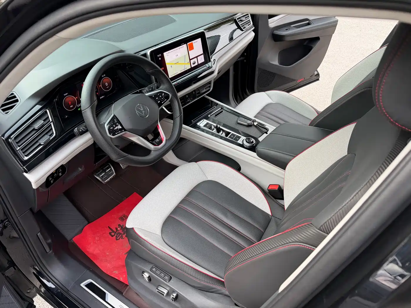 Volkswagen Teramont 2023 380TSI AWD Exclusive Luxury Edition фото 23