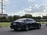 Photo 17 - Audi A8