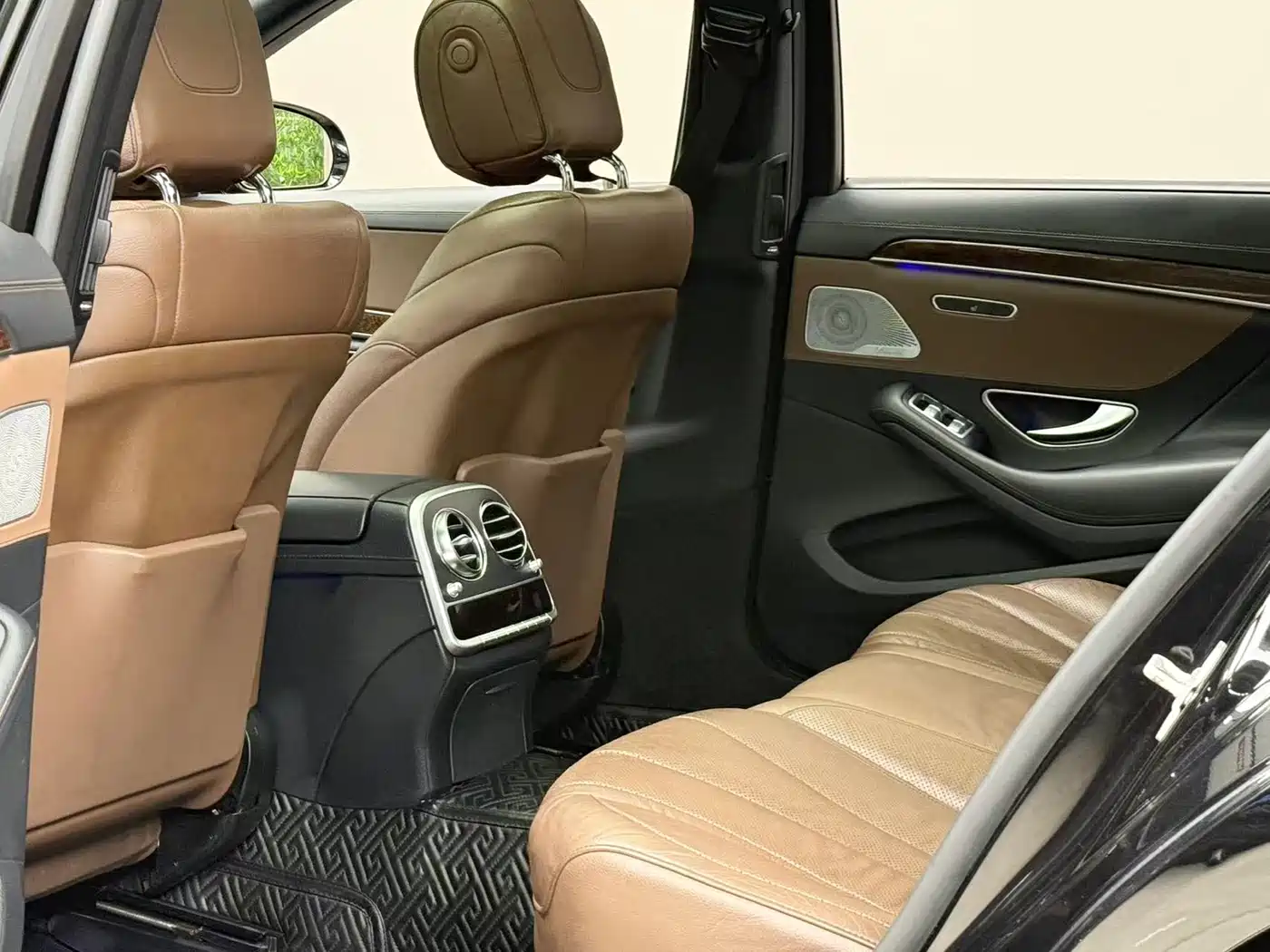 Mercedes-Benz S-Class 2014 S 320 L Business фото 6