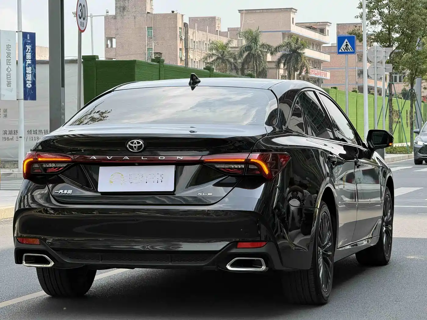 Toyota Avalon 2019 2.0L XLE Premium Edition (China VI) фото 6