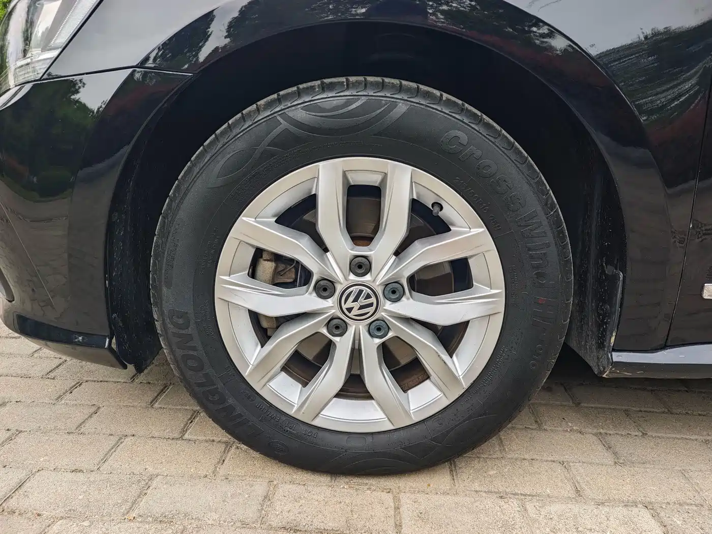 Photo 16 - Volkswagen Passat