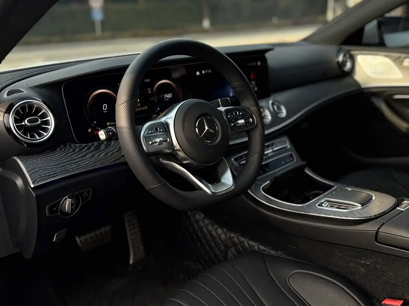 MERCEDES-BENZ CLS