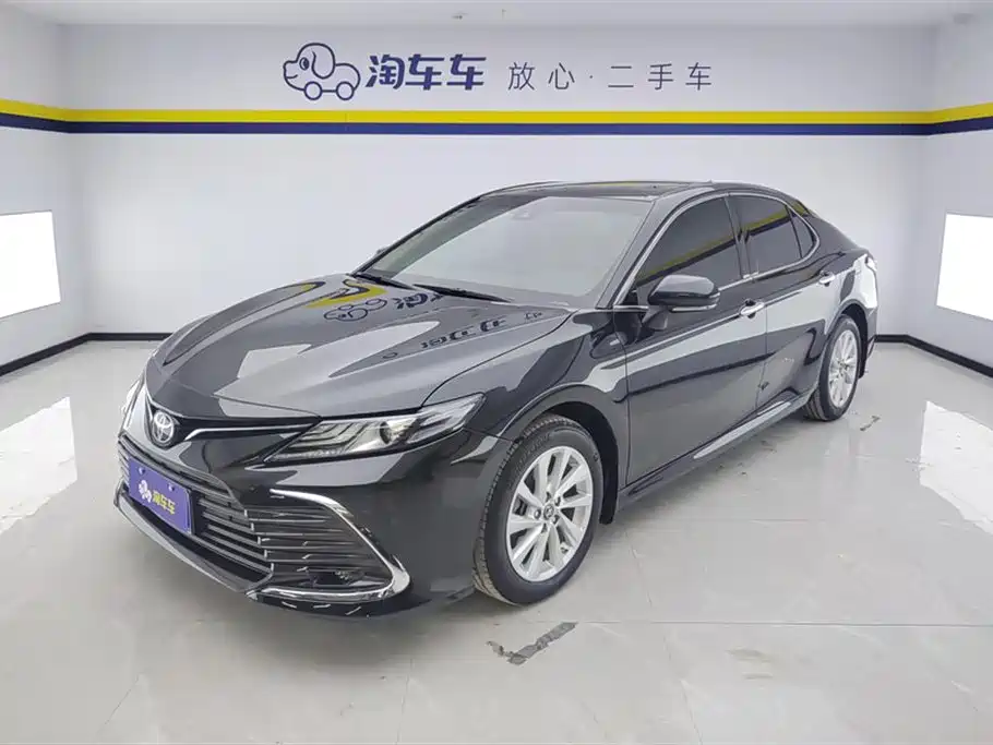 Toyota Camry 2021 2.0G Luxury Edition