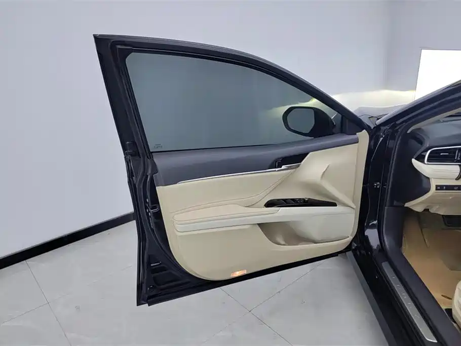 Toyota Camry 2021 2.0G Luxury Edition фото 7