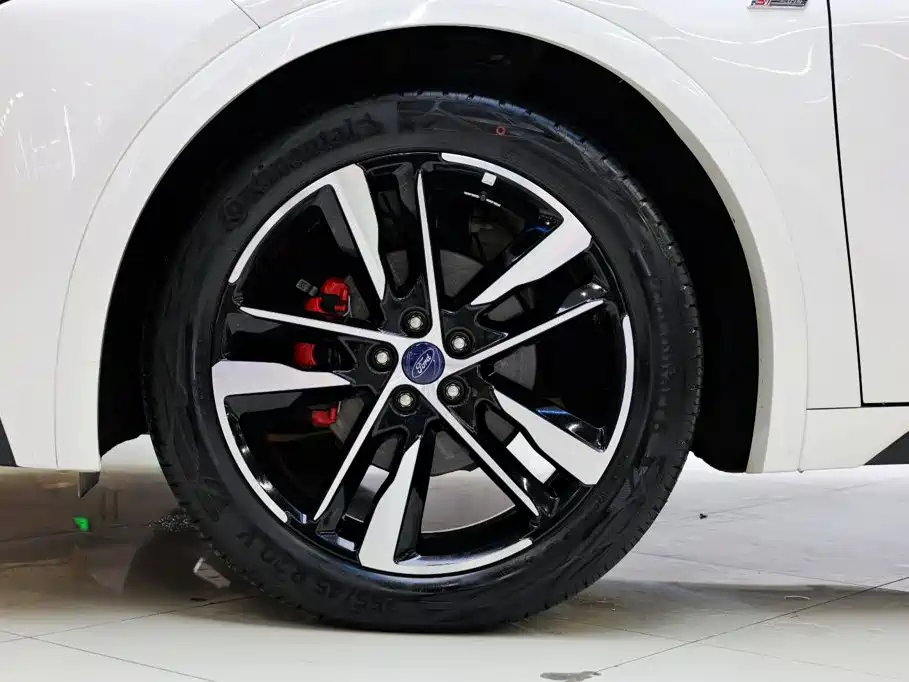 Ford EVOS 2024 2022 Facelift EcoBoost 245 ST-Line