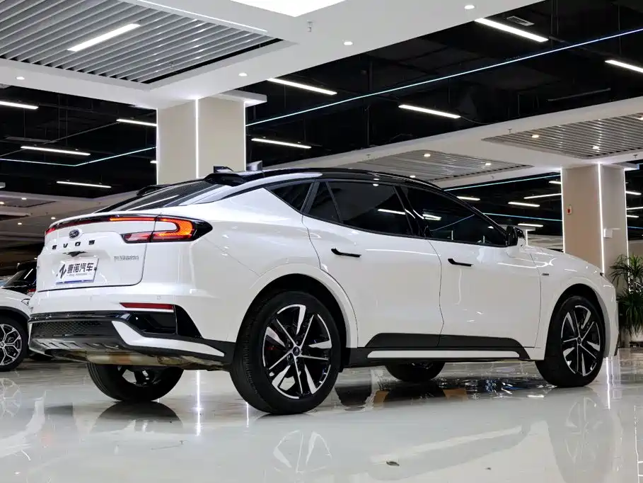 Ford EVOS 2024 2022 Facelift EcoBoost 245 ST-Line