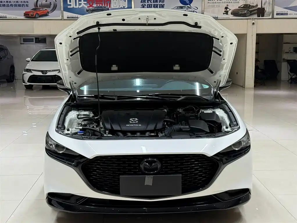 MAZDA 3 ANGKESAILA