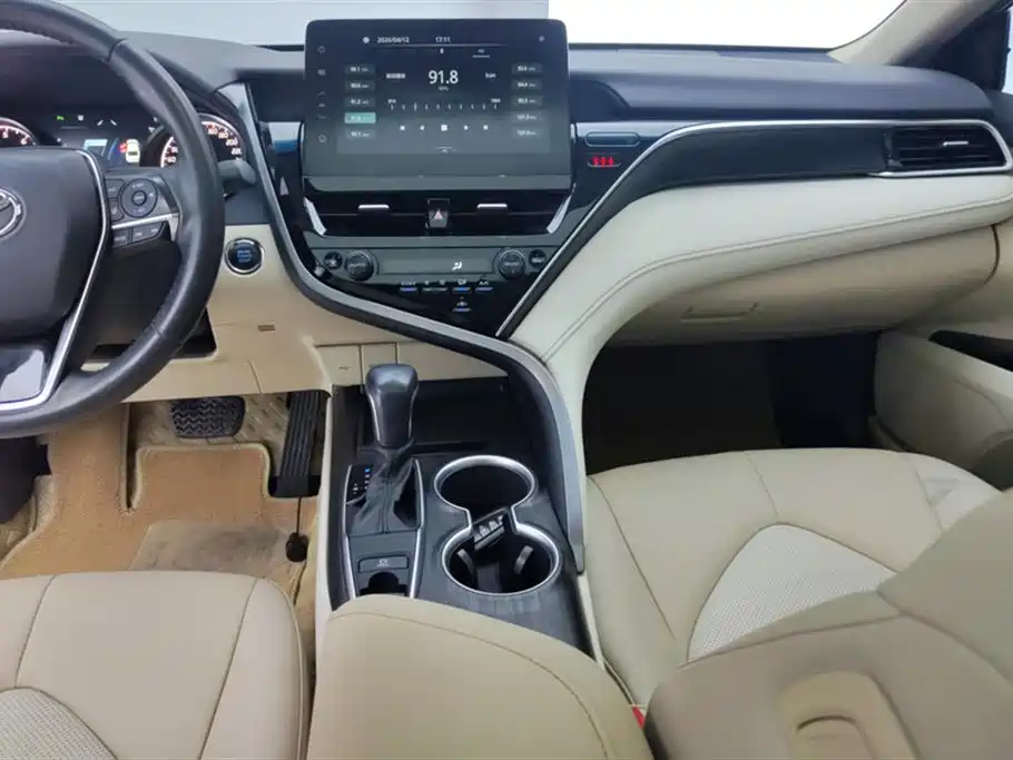 Toyota Camry 2021 2.0G Luxury Edition фото 13
