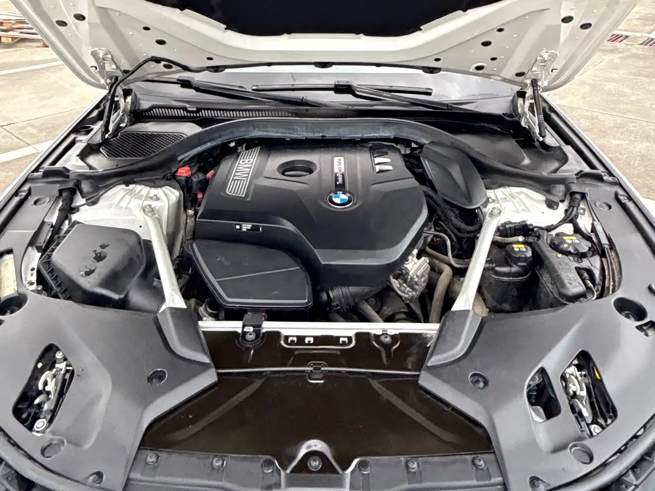 BMW 5 Series 2020 525Li M Sport Package фото 18