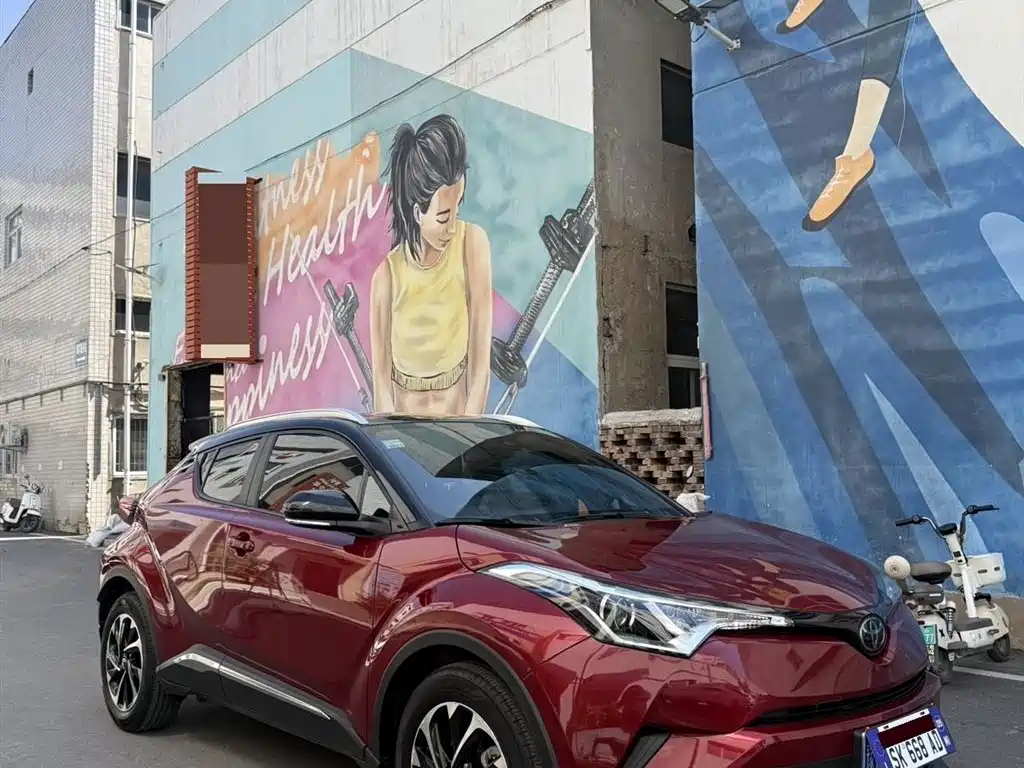 Toyota IZOA 2018 2.0L Yixuan Sunroof Edition China V фото 3