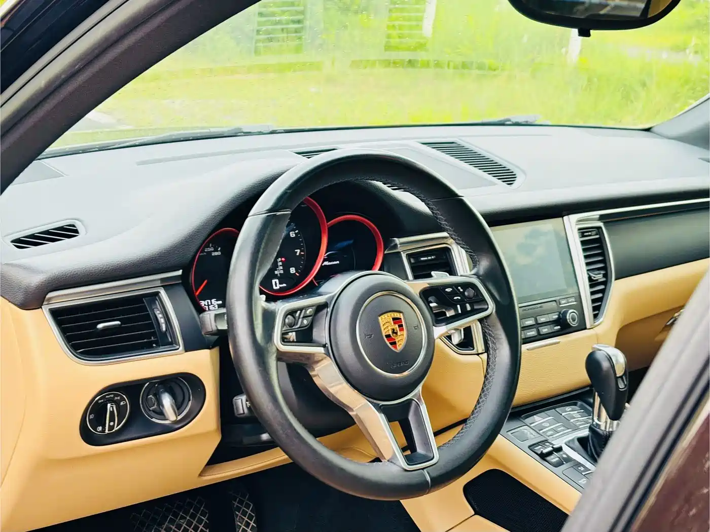 Porsche Macan 2017 Macan 2.0T фото 11