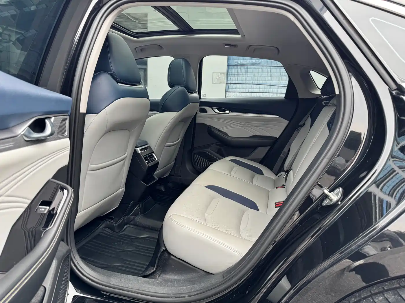 GEELY AUTOMOBILE XINGRUI