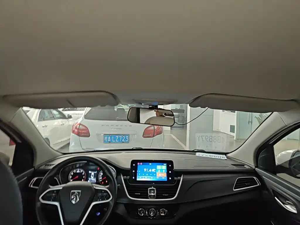 Baojun 730 2022 2021 1.5T CVT Fashion 7-Seater