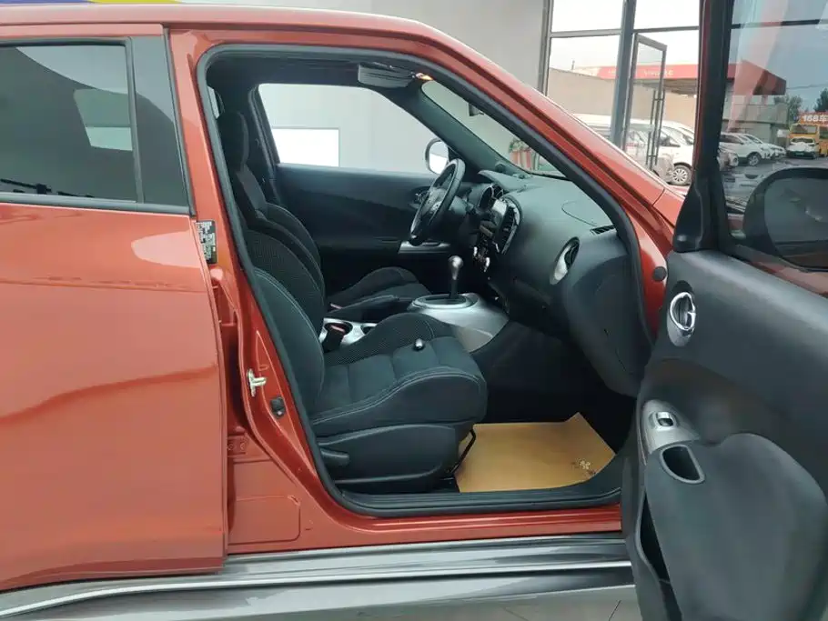 Infiniti ESQ 2018 2014 1.6L Free Edition