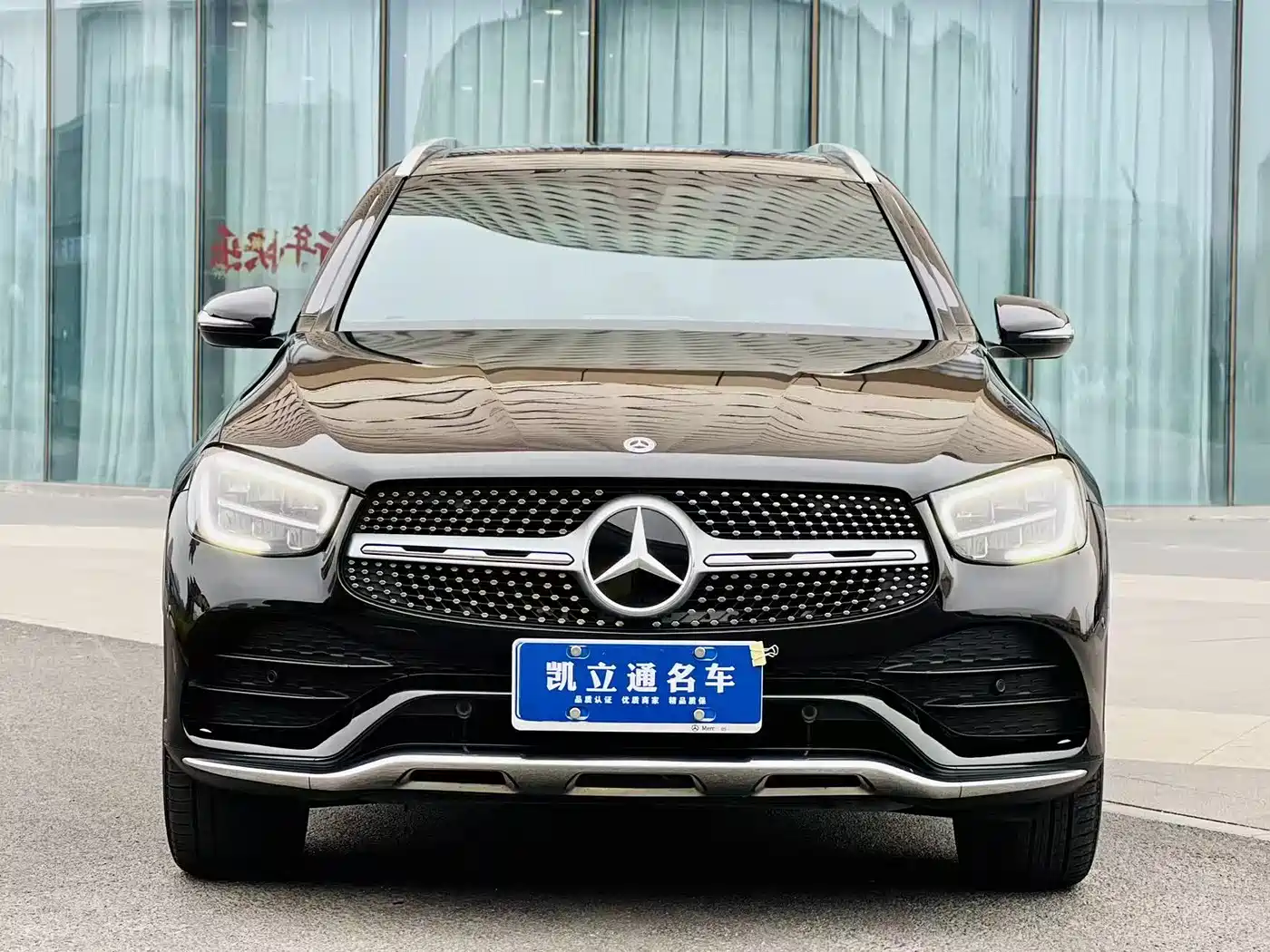 Mercedes-Benz GLC 2022 Facelift II GLC 260 L 4MATIC Luxury фото 2