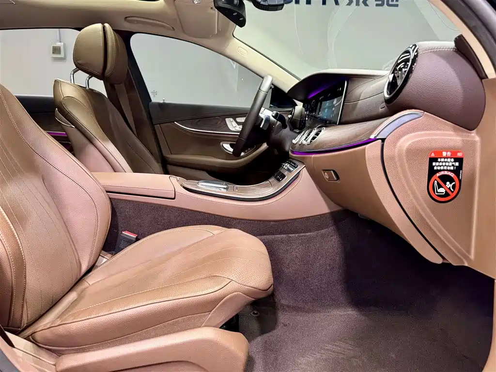 Mercedes-Benz E-Class 2021 E 300 L Fashion фото 19