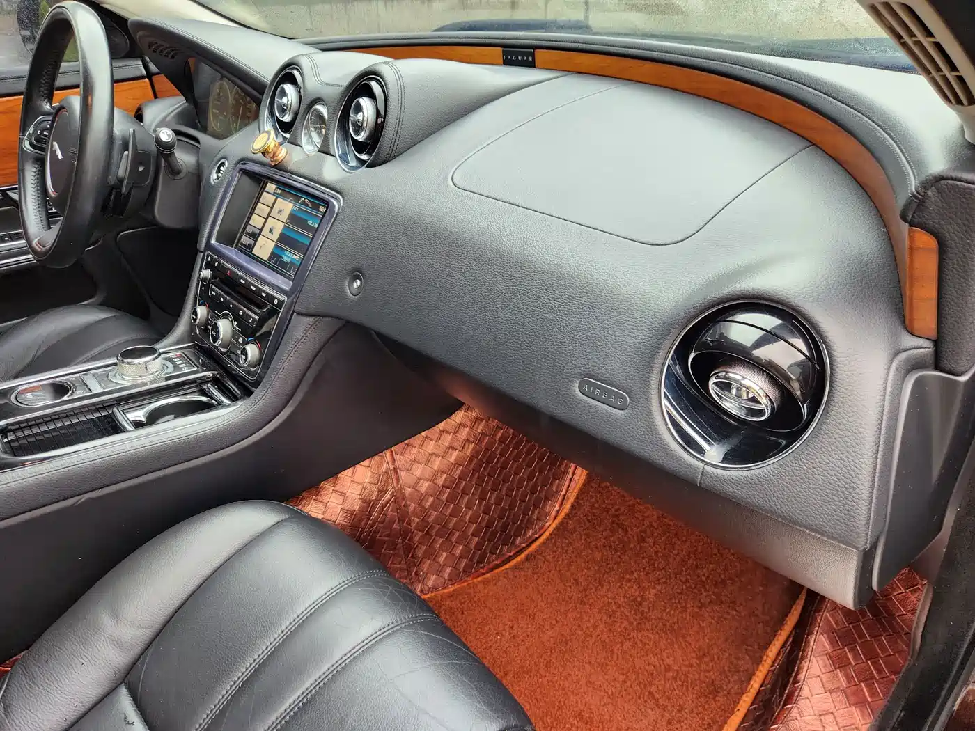Jaguar XJ 2015 2015 XJL 3.0 SC AWD Panorama Business