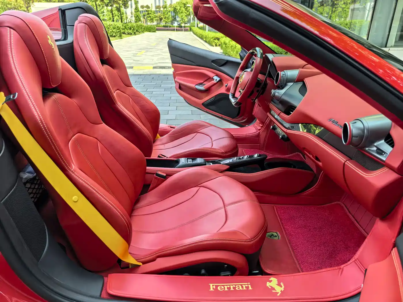 Ferrari F8 2021 2020 Spider 3.9T V8