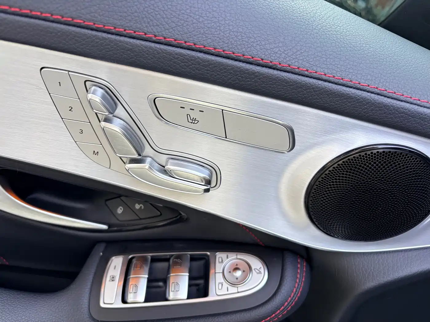 Mercedes-Benz GLC AMG 2017 AMG GLC 43 4MATIC фото 13