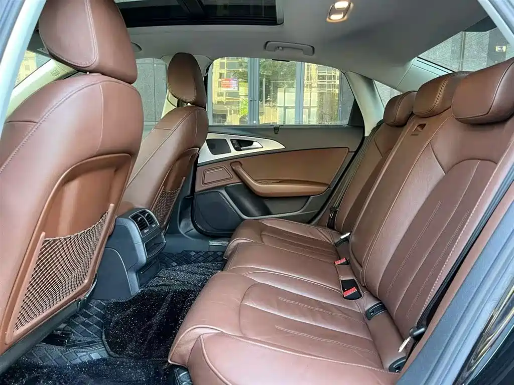 Audi A6L 2018 Model 35 TFSI Collector's Edition фото 12