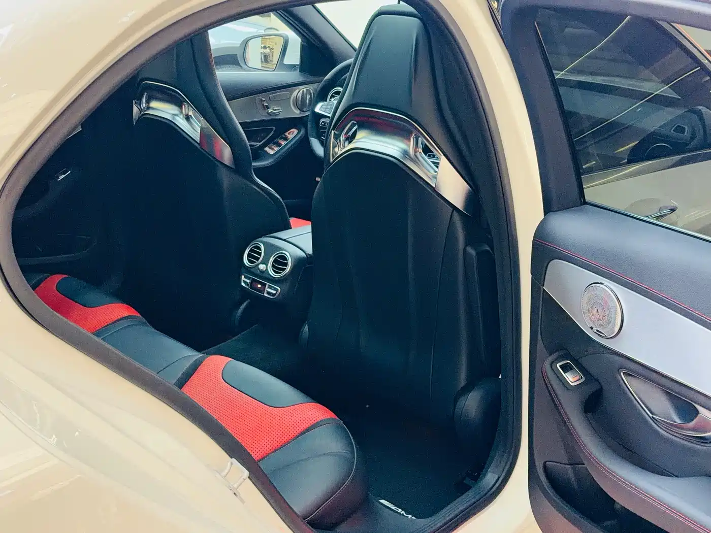 Mercedes-Benz C-Class AMG 2017 AMG C 63 фото 18