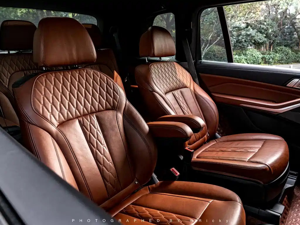 Фото 10 - BMW X7