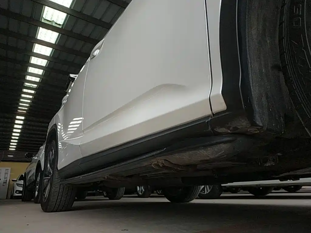 Фото 21 - Lexus RX