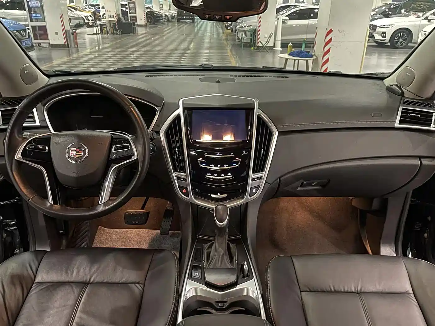 Cadillac SRX 2015 3.0L Comfort фото 7