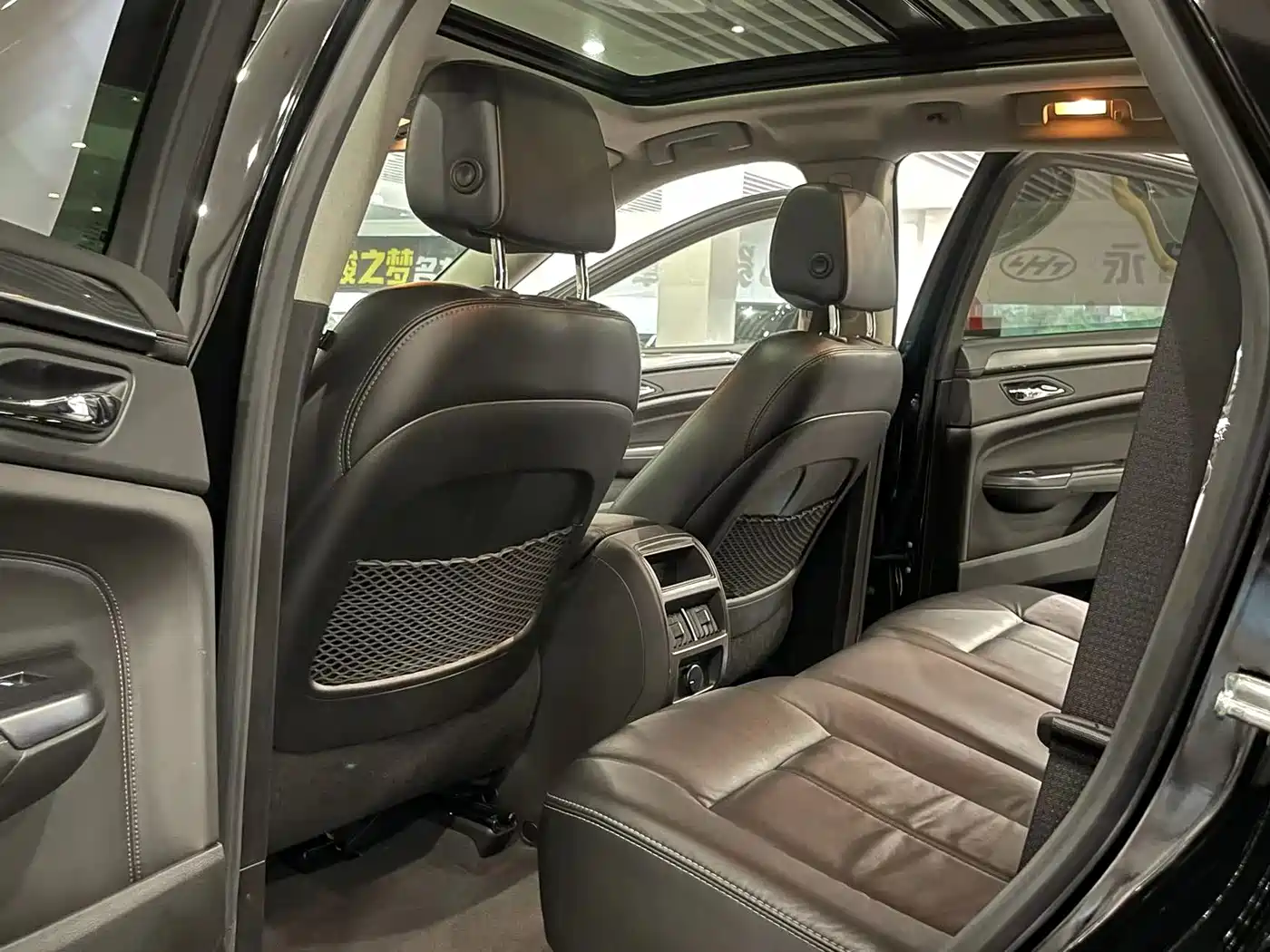 Cadillac SRX 2015 3.0L Comfort фото 9