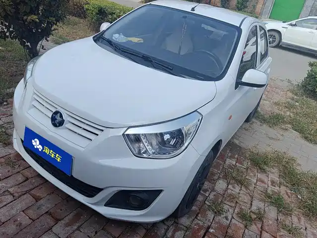  Venucia Venucia R30 2016 1.2L Manual Premium Edition