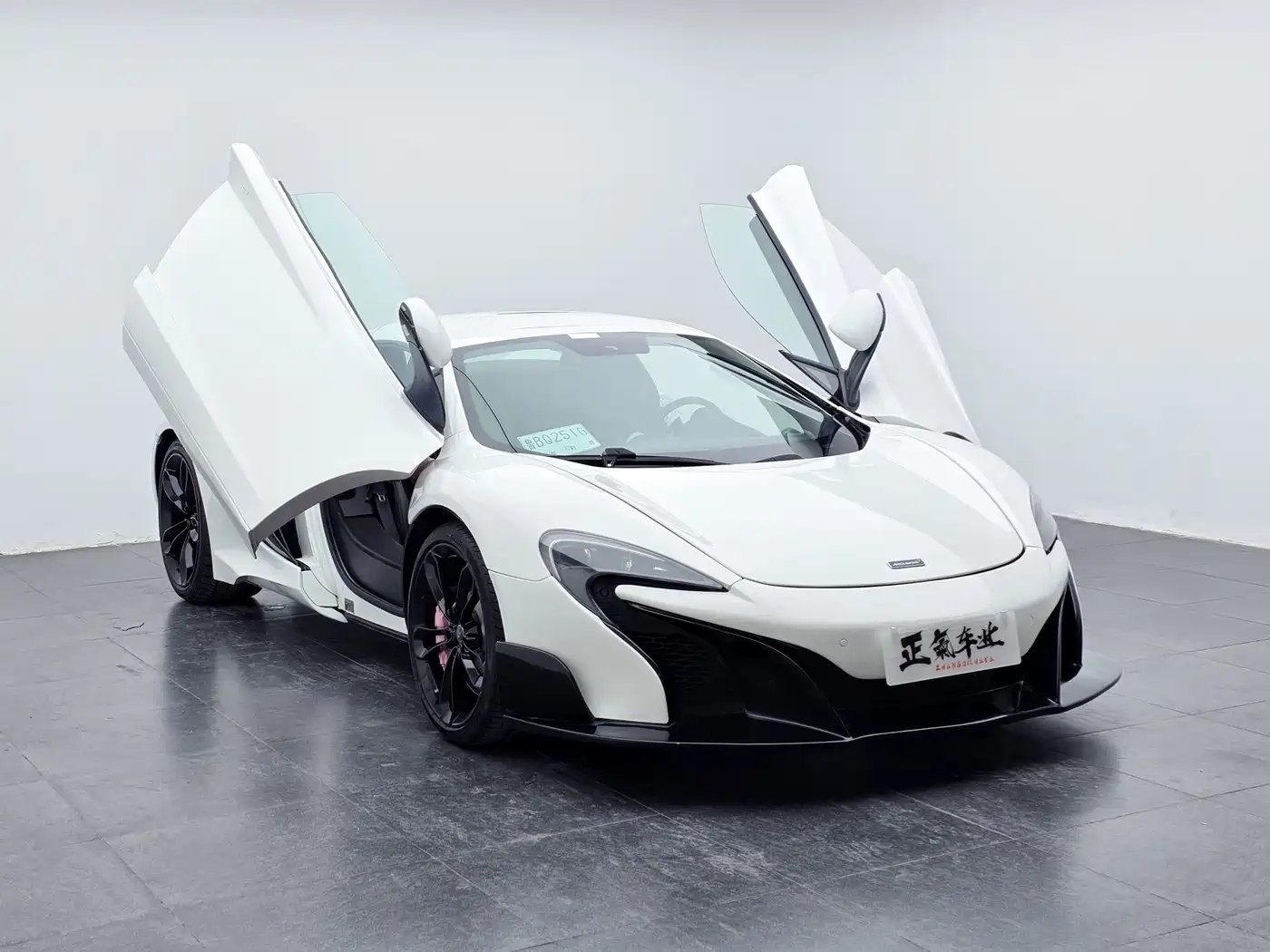 McLaren 12C 2013 3.8T SPIDER фото 3