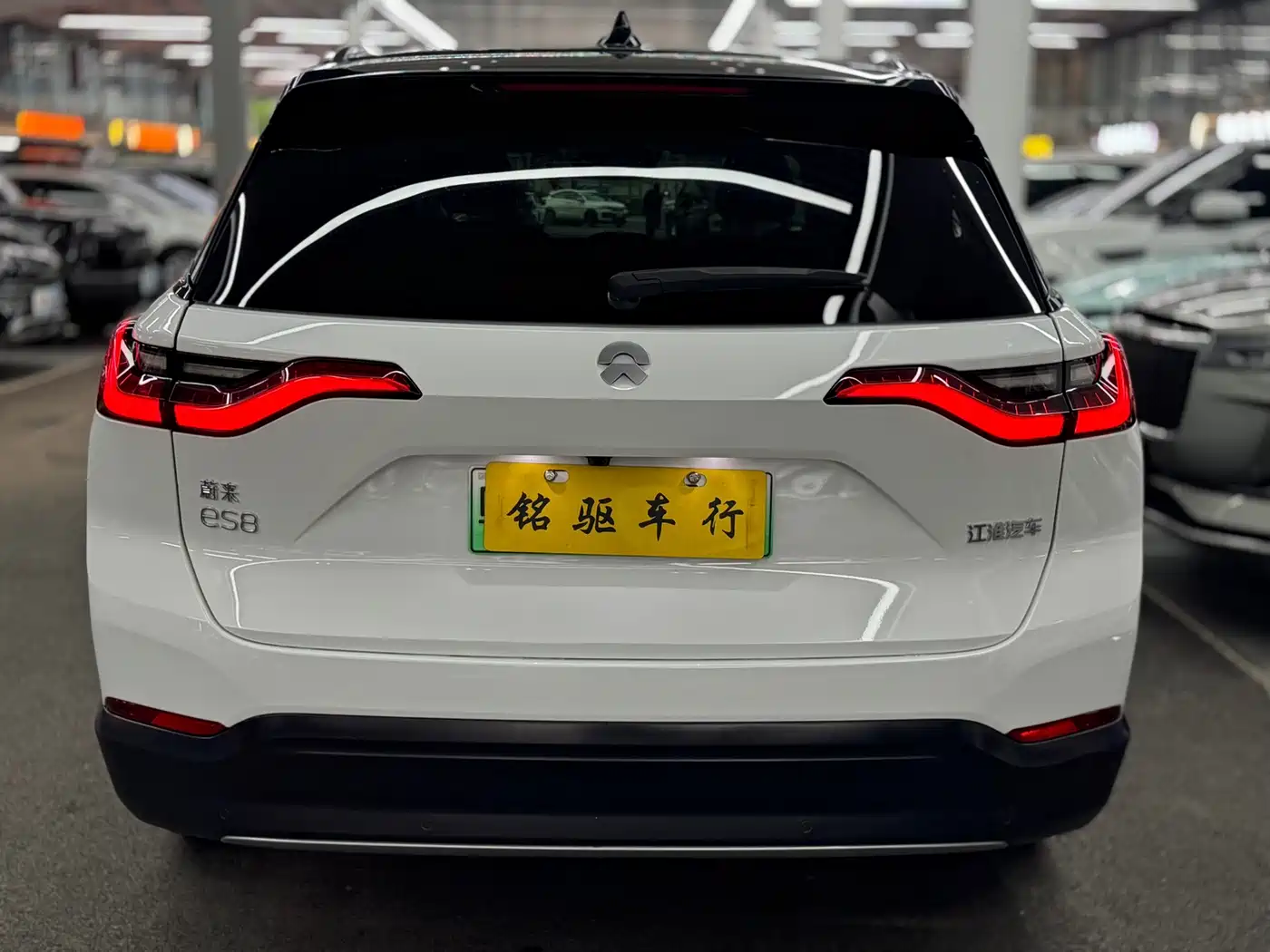 NIO ES8 2019 2018 355KM Base Model 7-Seater Version