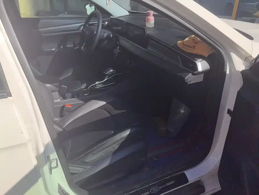 Ford Escort 2022 2021 1.5L Automatic Diamond Edition