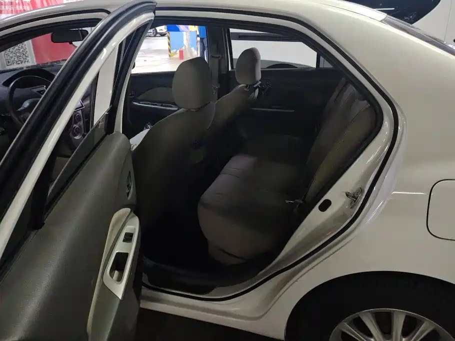 Toyota Vios 2012 2010 1.3L GL-i Standard AT
