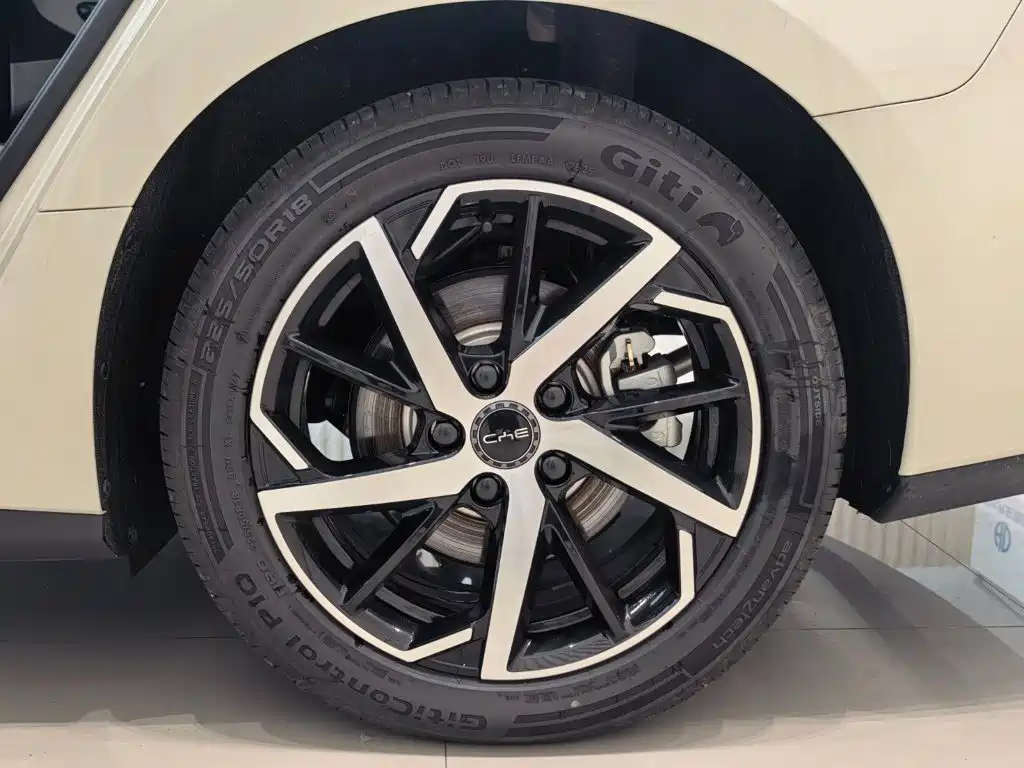BYD Seal 07 DM-i 2025 2026 DM-i 1.5T 230km Flagship