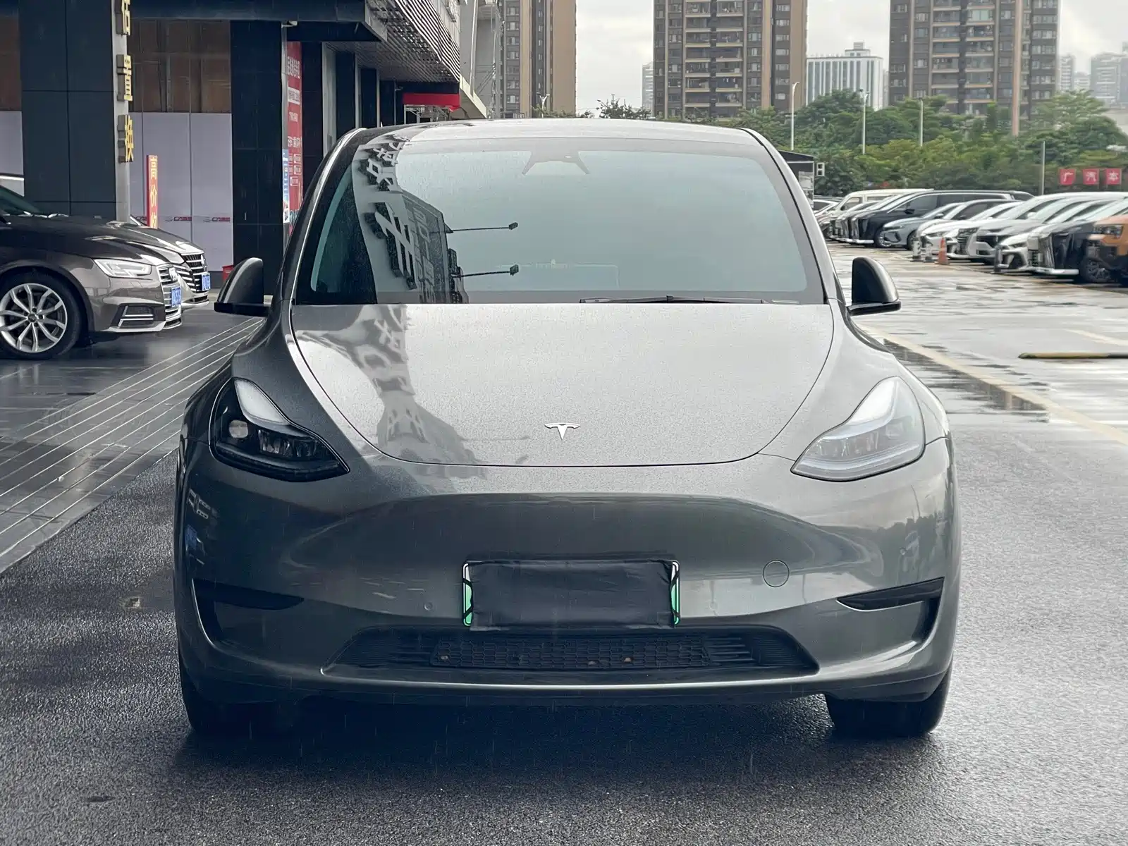 Фото 2 - Tesla Model Y