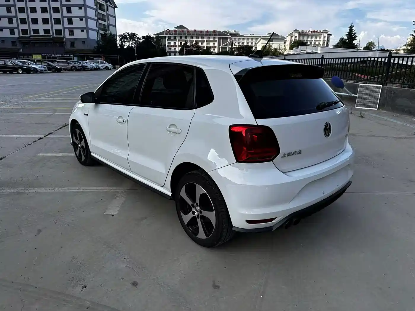 Фото 7 - Volkswagen Polo