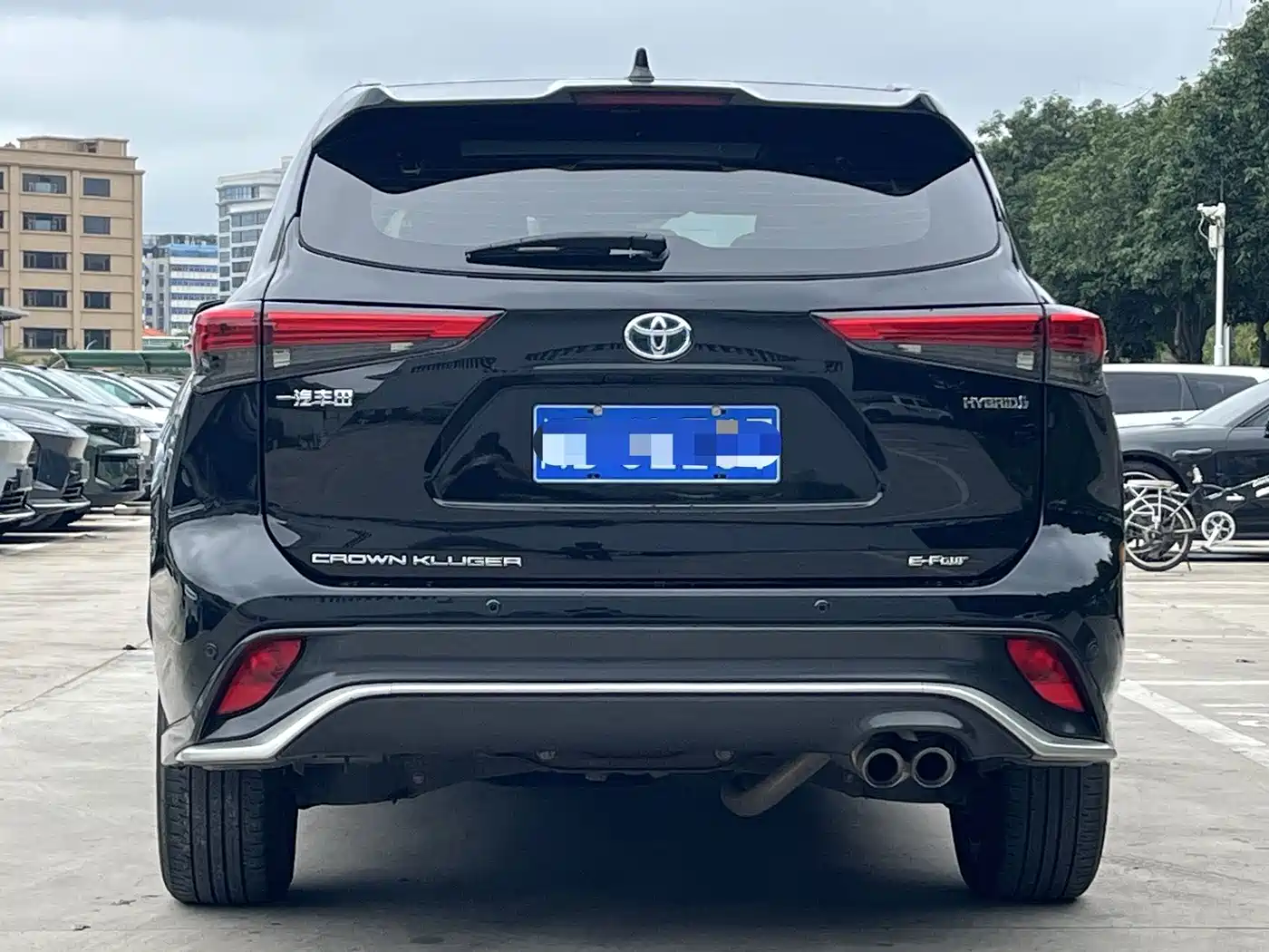 Toyota Crown Kluger 2023 2022 2.5L HEV 4WD Luxury Edition
