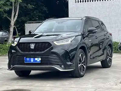 Toyota Crown Kluger