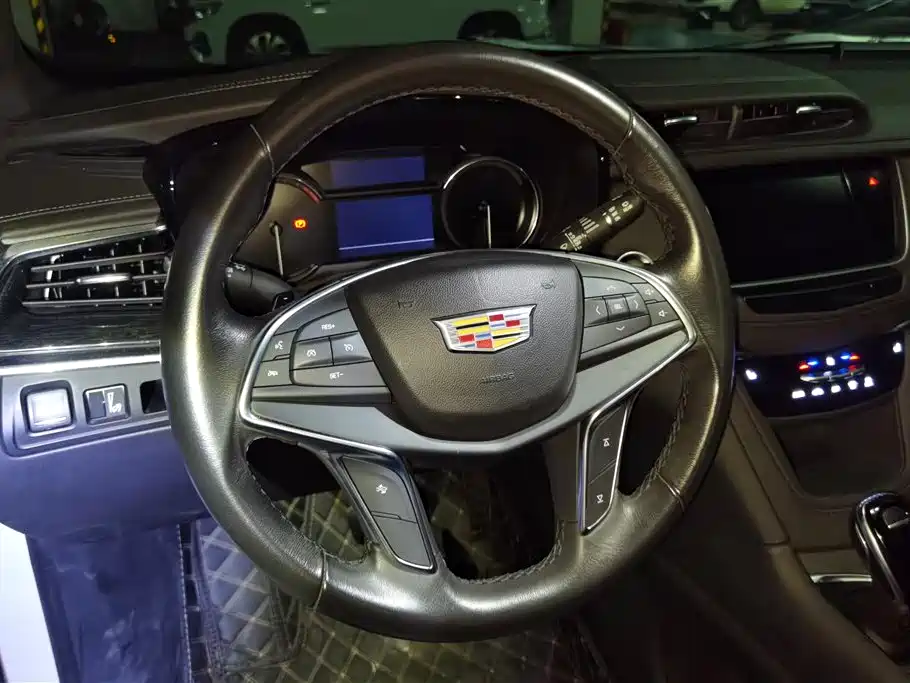 Cadillac XT5 2021 28T Luxury фото 15
