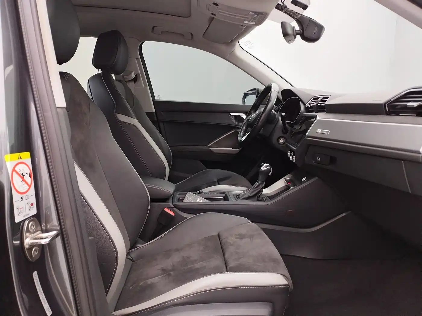 Audi Q3 2021 35 TFSI Progressive Sport фото 12