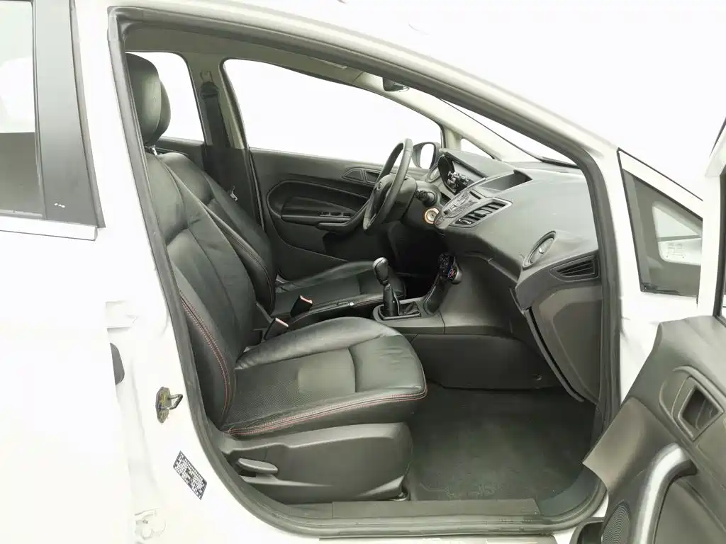 Photo 23 - Ford Fiesta
