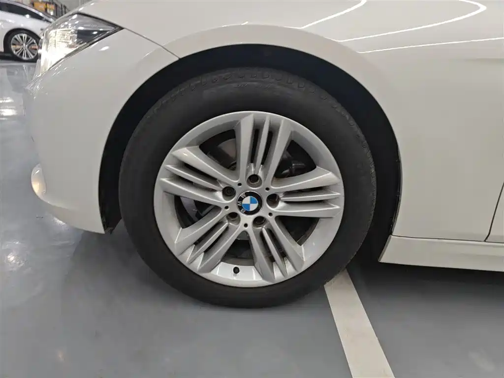 BMW 3 Series 2017 320Li Fashion фото 25