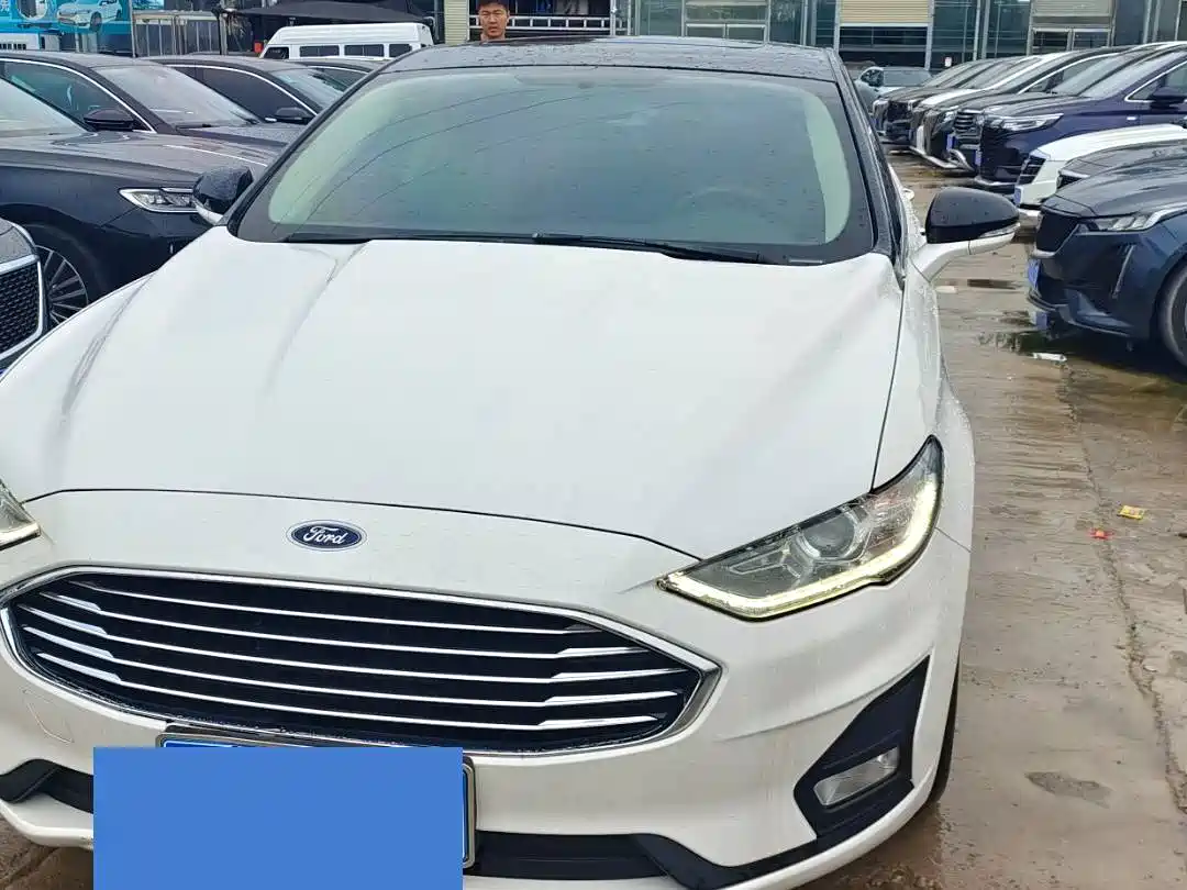 Фото 2 - Ford Mondeo