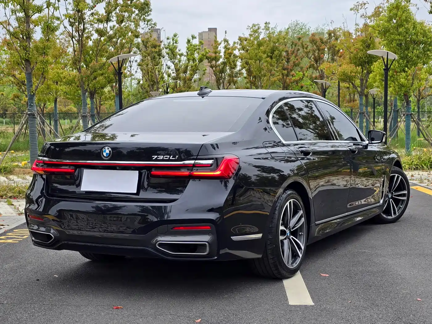 BMW 7 Series 2019 730Li M Sport Package фото 9