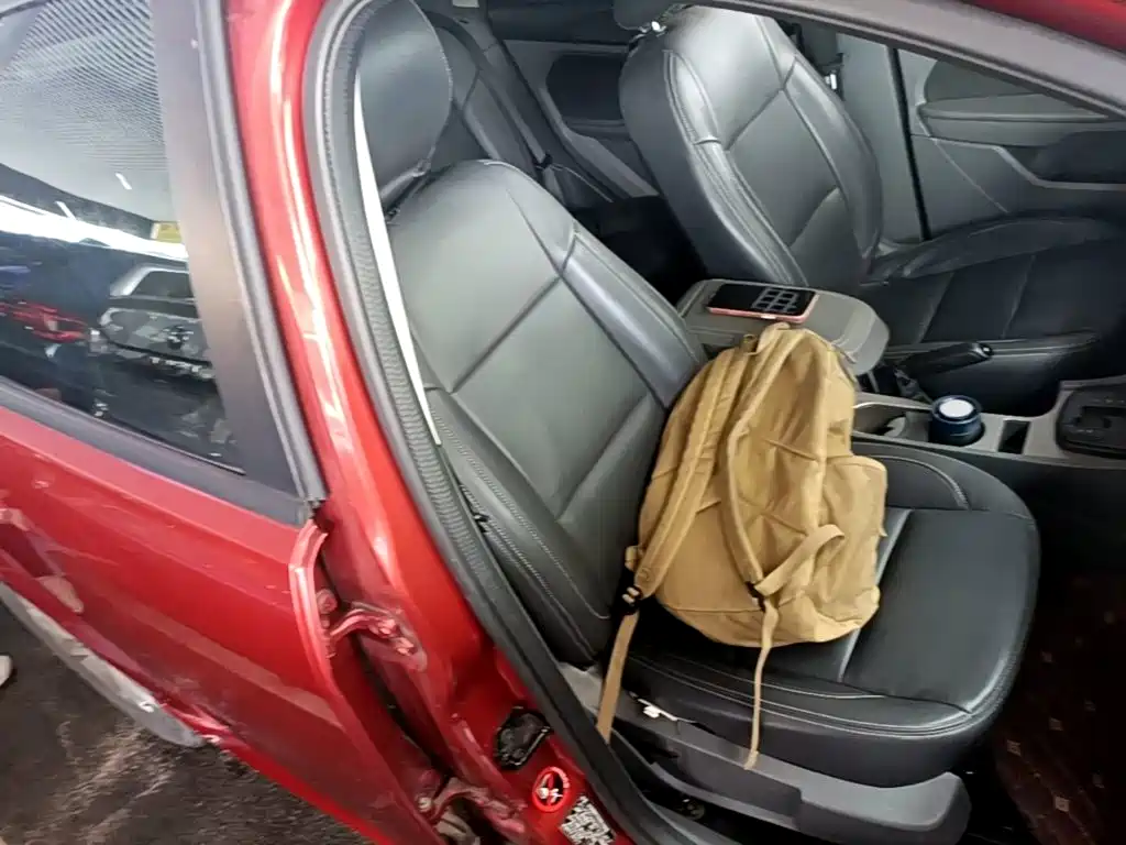 Фото 25 - Ford Focus